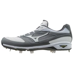 Mizuno Dominant IC Low Men's Cleats 1 Mizuno Dominant IC Low Men's Cleats